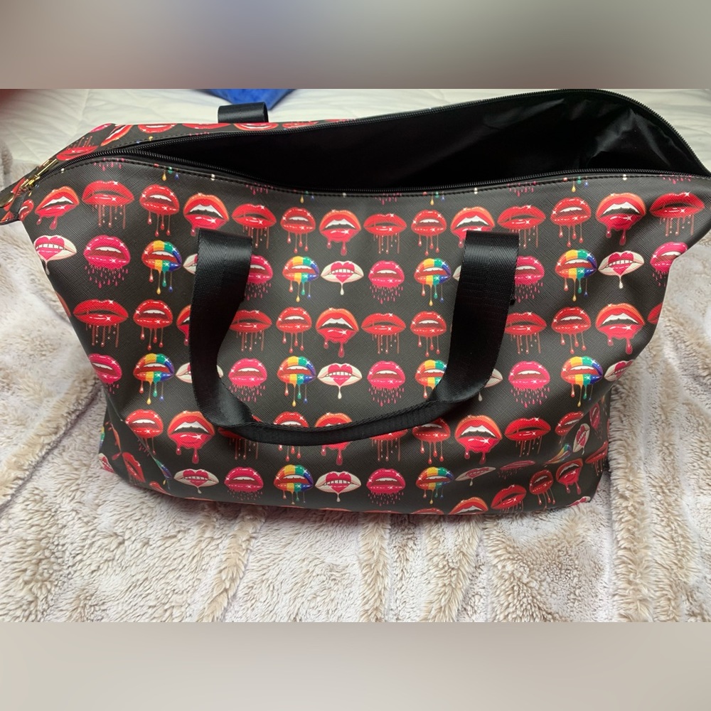 NWT Bag dripping lips cosplay  mini coin purse